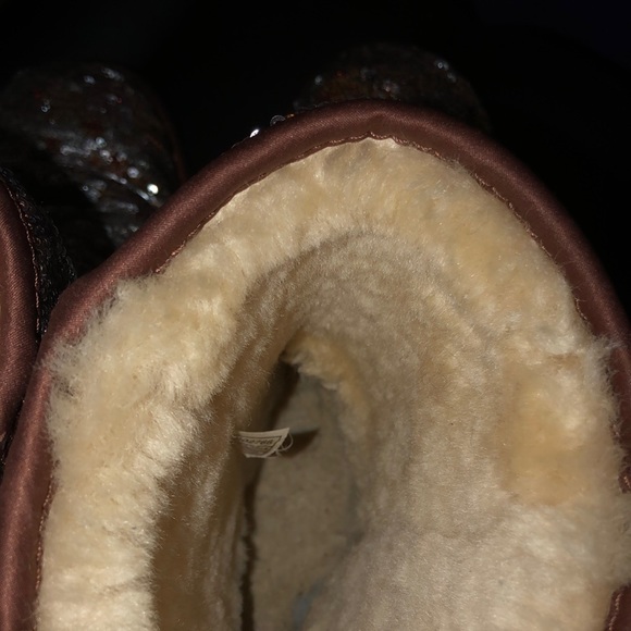 UGG Sequin Boot woman’s size 8 - Picture 10 of 13